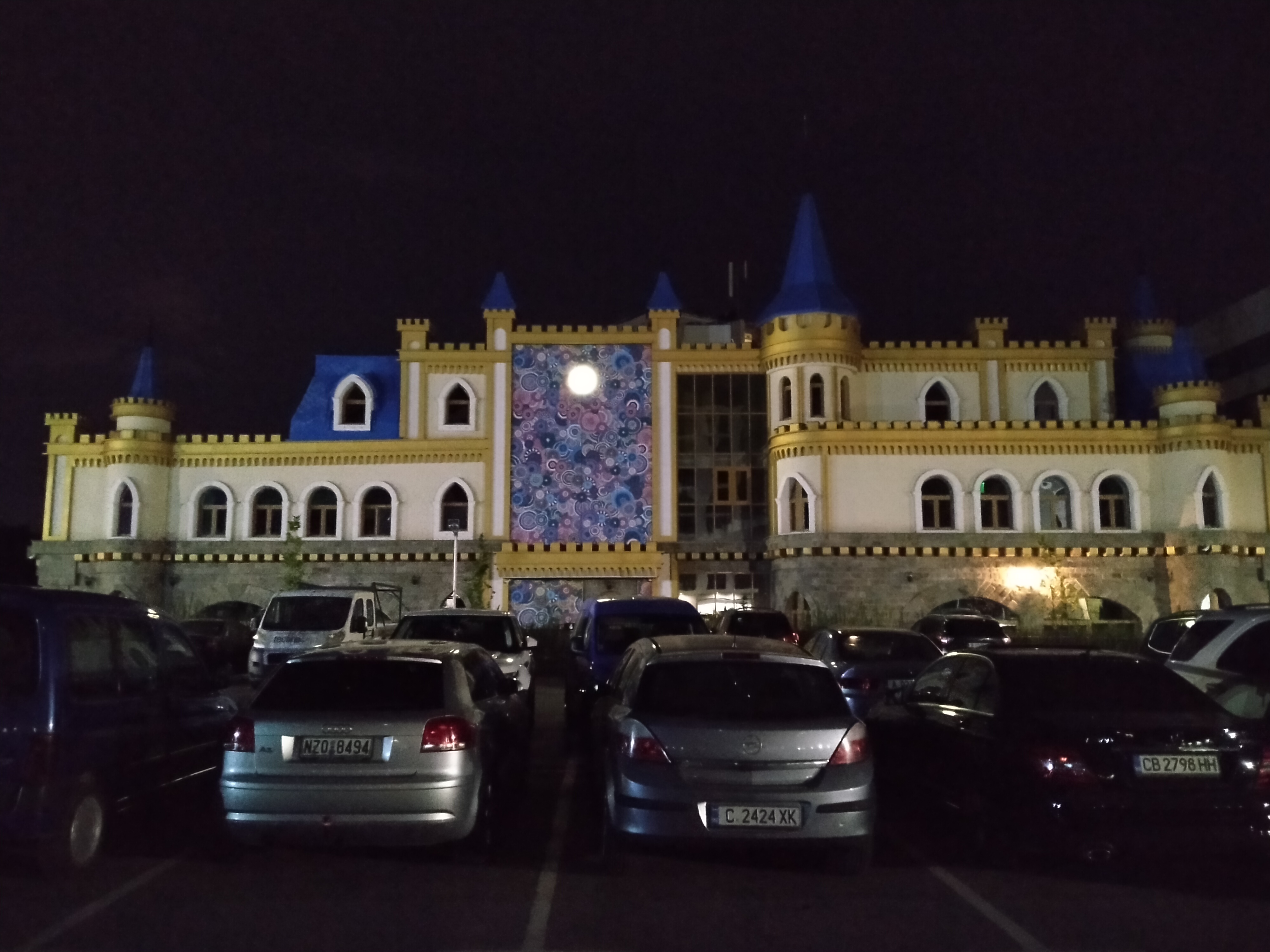 Sforum - Trang thông tin công nghệ mới nhất gsmarena_055-1 Đánh giá Realme 5: Thiết kế cao cấp, họa tiết lưng đẹp mắt, 4 camera linh hoạt, giá chỉ 3,990,000 đồng 