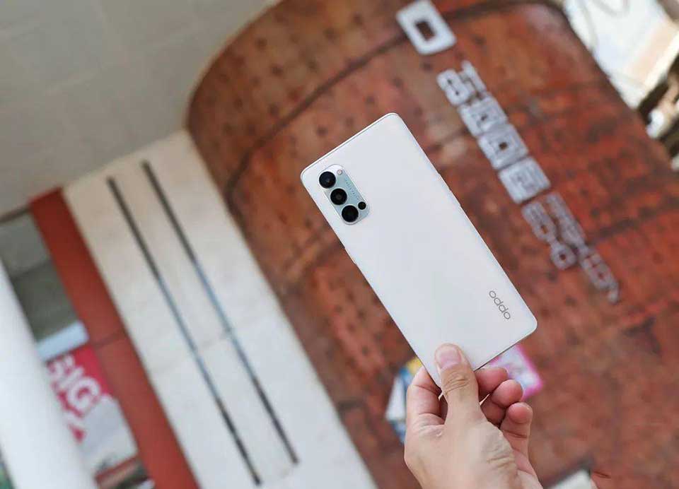 OPPO Reno4 Pro