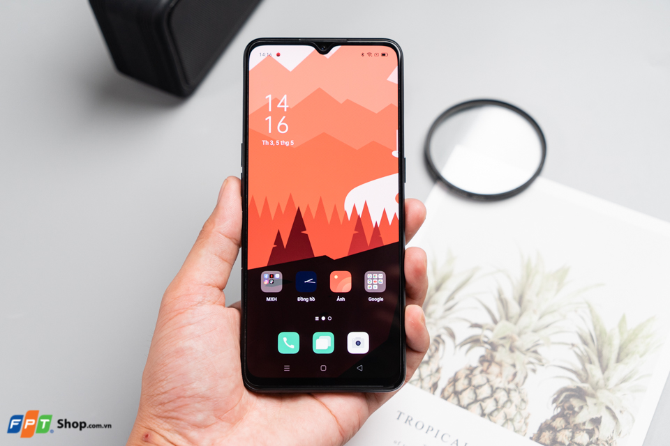 OPPO Reno3
