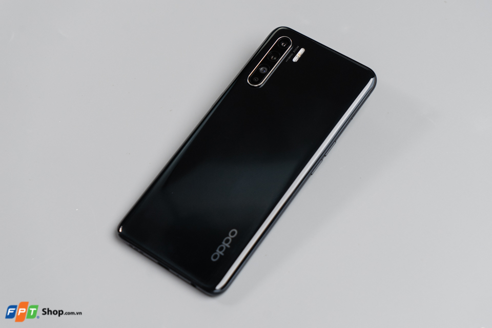 OPPO Reno3