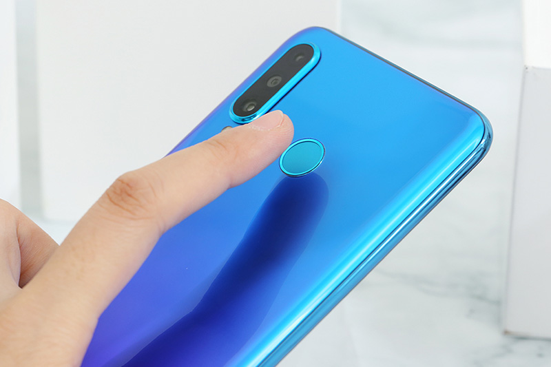 Cảm biến vân tay của điện thoại Huawei P30 Lite chính hãng