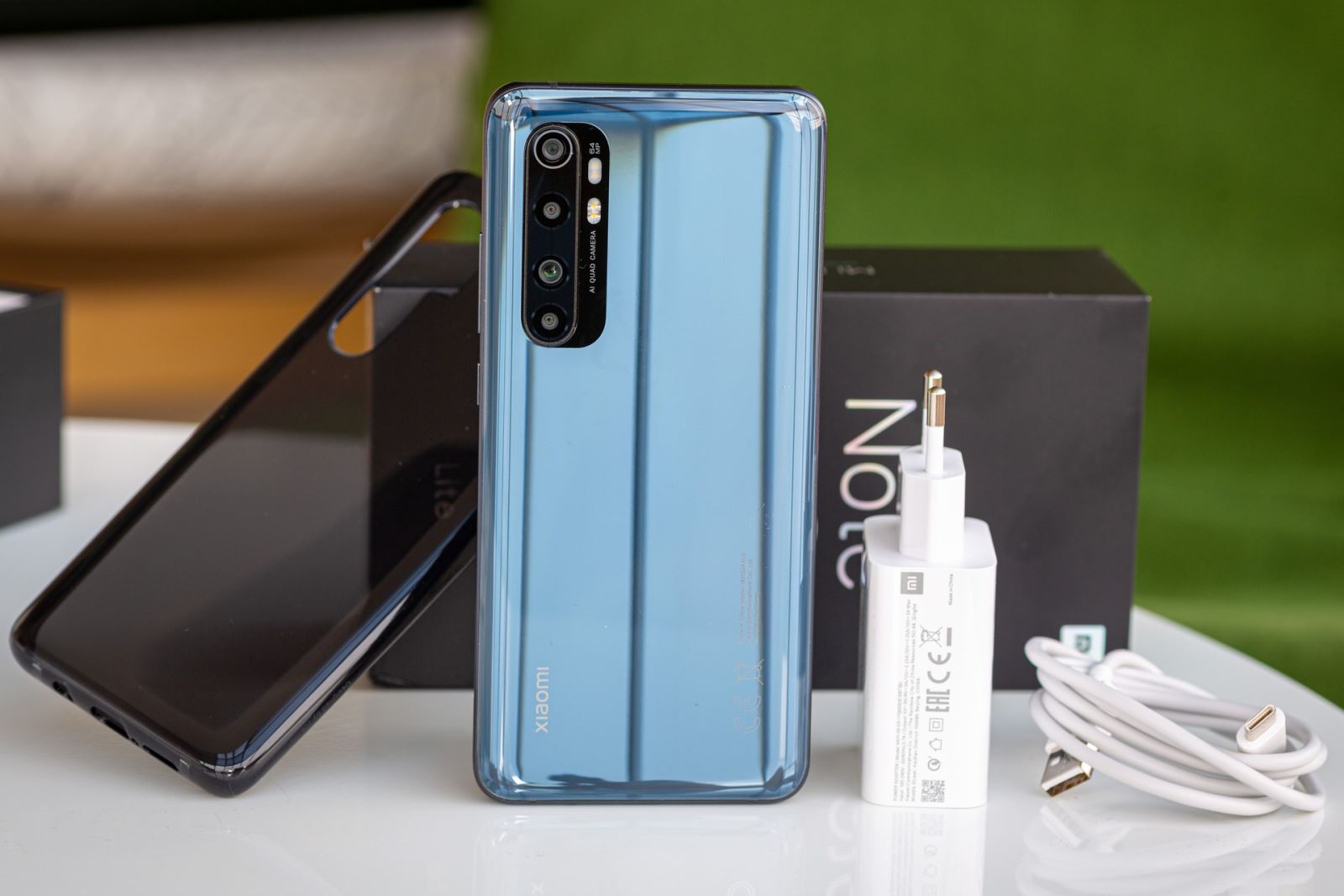 Đánh giá thiết kế Xiaomi Mi Note 10 Lite