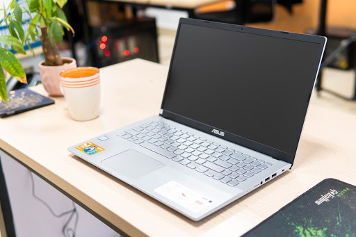 Laptop tầm giá 10 triệu có đáng mua không và cách chọn laptop tốt