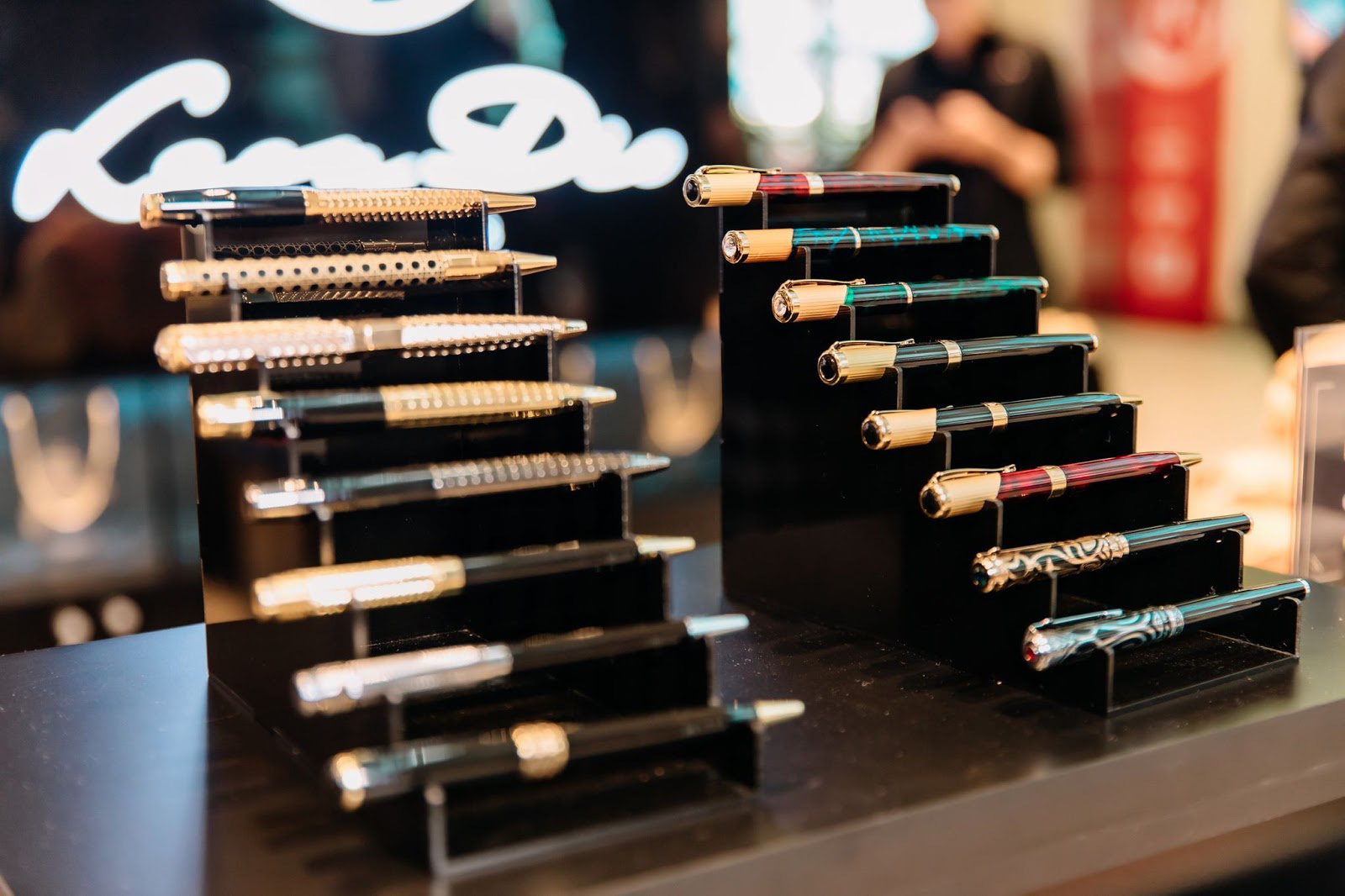 Tìm đến các địa chỉ cung cấp đa dạng các loại bút ký