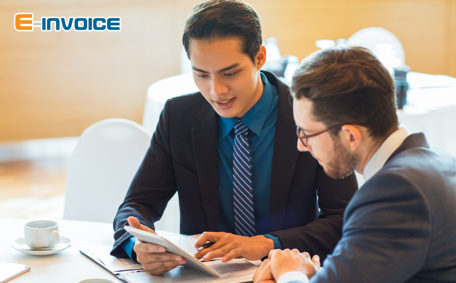 Để được đăng ký sử dụng hóa đơn điện tử DN phải đáp ứng các điều kiện tại Điều 4, Thông tư số 32/2011/TT-BTC.