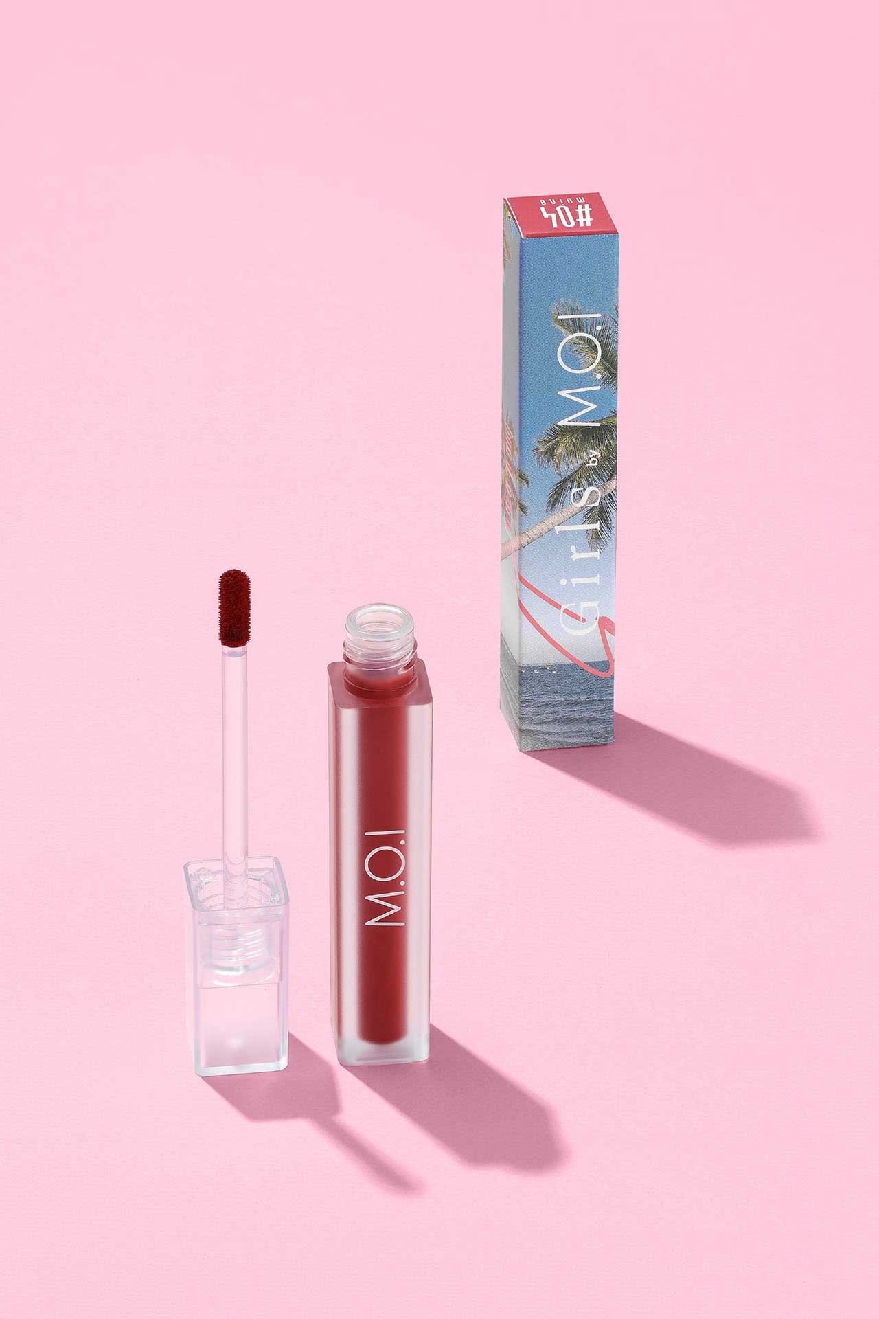 có nên sử dụng son M.O.I Hồ Ngọc Hà