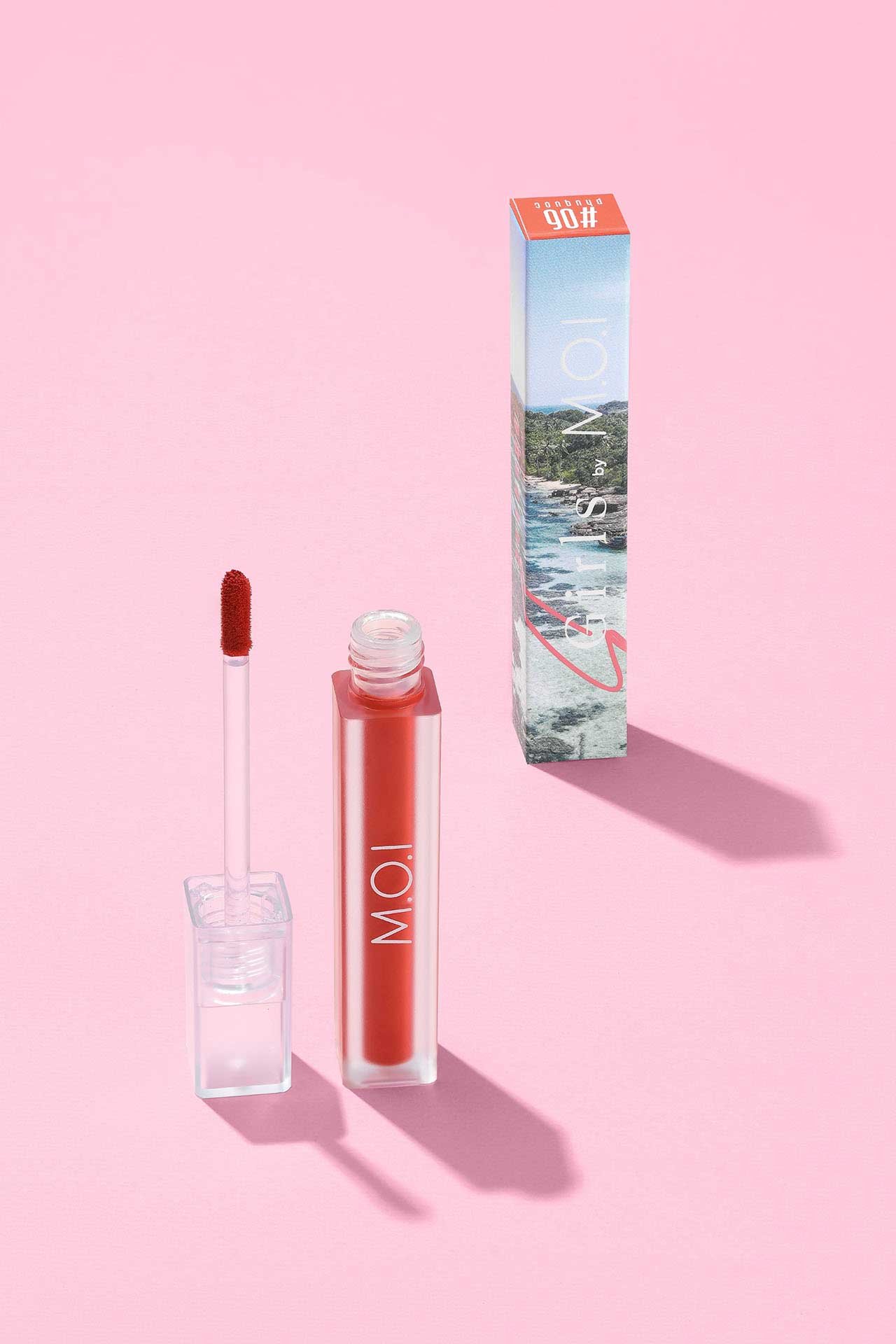 có nên sử dụng son M.O.I Hồ Ngọc Hà