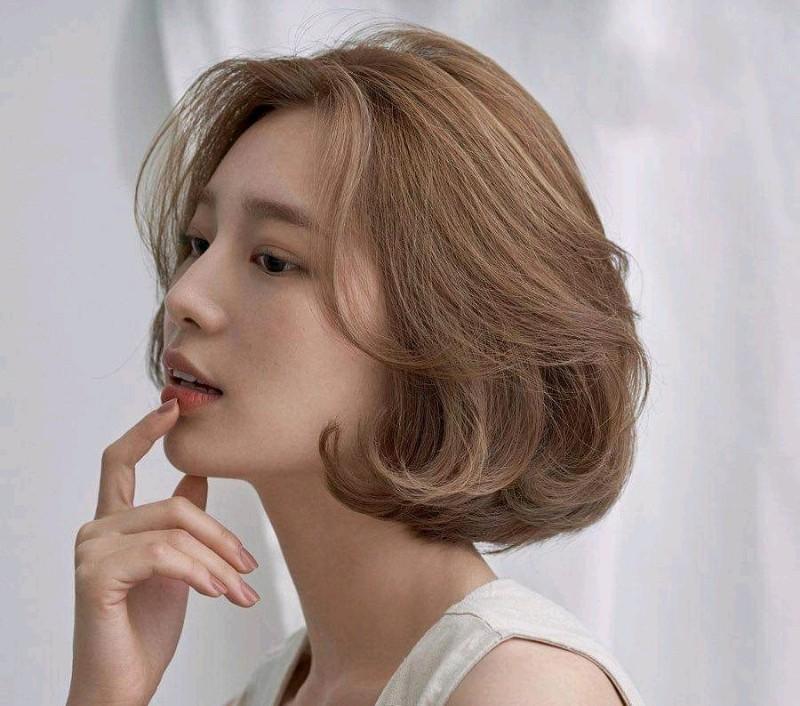 Dùng dầu dưỡng tóc phù hợp để chăm sóc mái tóc chắc khỏe hơn Dùng dầu dưỡng tóc phù hợp để chăm sóc mái tóc chắc khỏe hơn