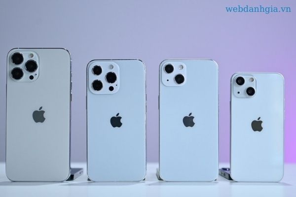 iPhone 13 mới được hỗ trợ sạc nhanh và sạc không dây trên iPhone iPhone 13 mới được hỗ trợ sạc nhanh và sạc không dây trên iPhone